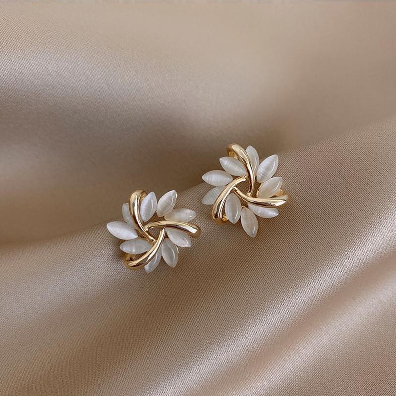 Elegant and Exquisite Opal Petal Circle Stud Earrings For Woman 2021