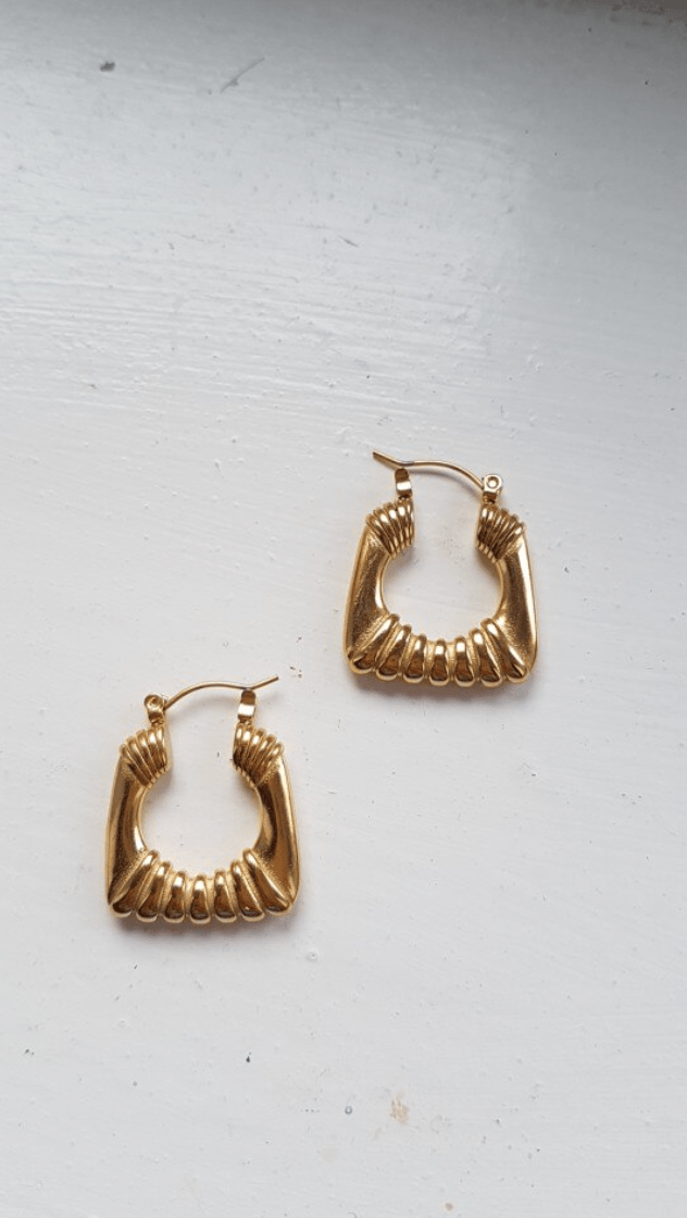 Valentina - Square Statement Hoops